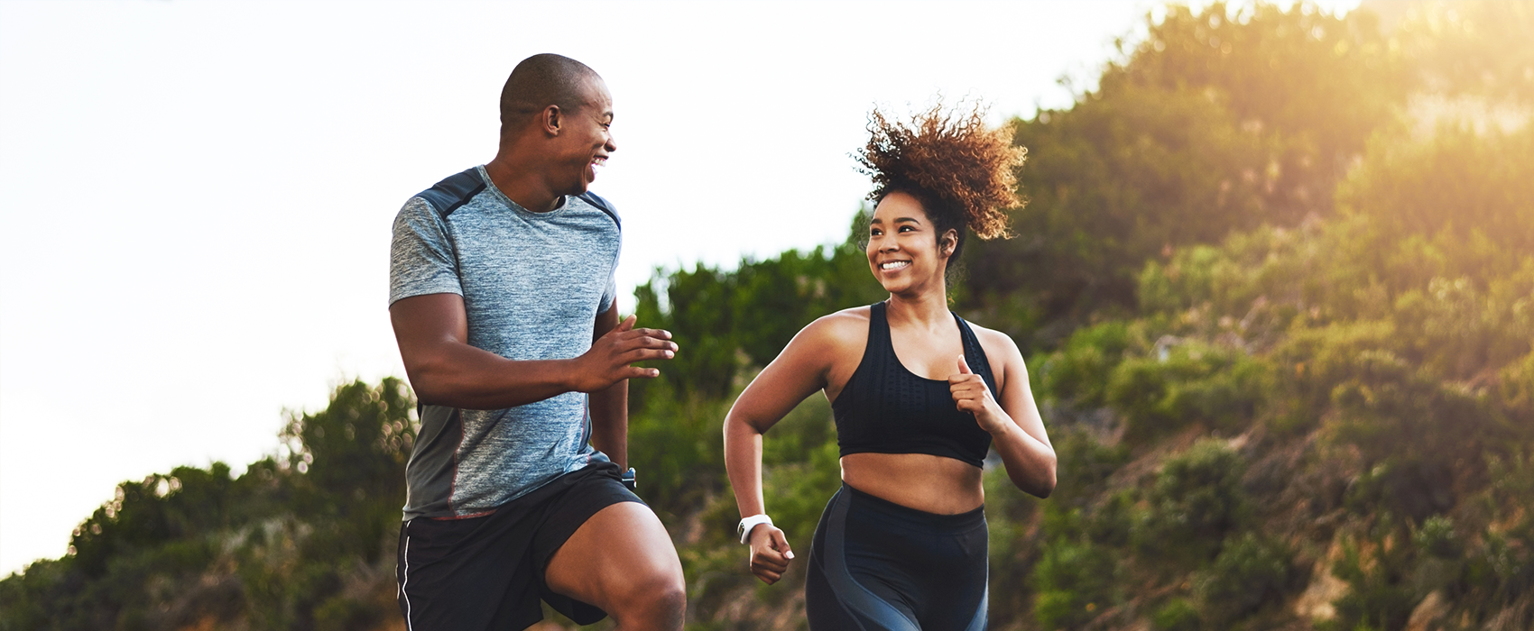 2 people running